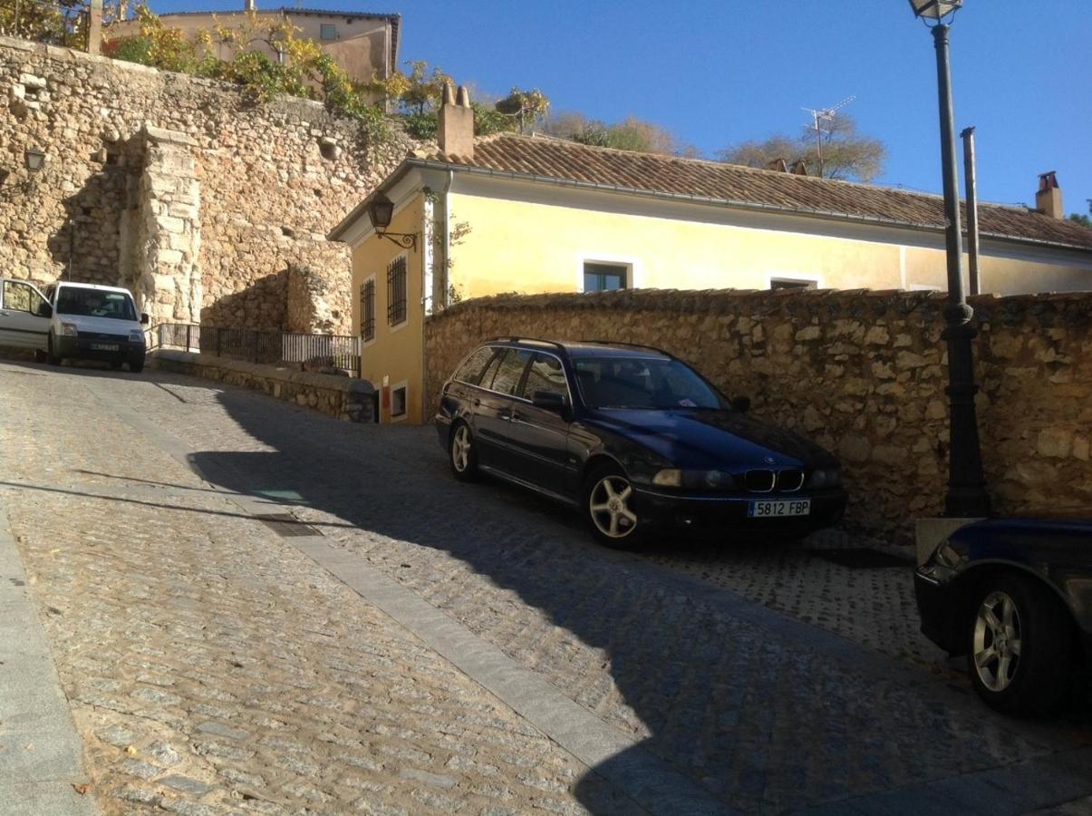 Alojamientos Turisticos Casco Antiguo II Cuenca  Bagian luar foto